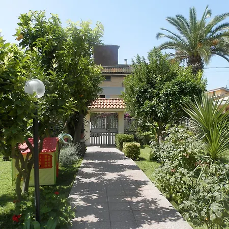 Luana Bed & Breakfast Fiumicino